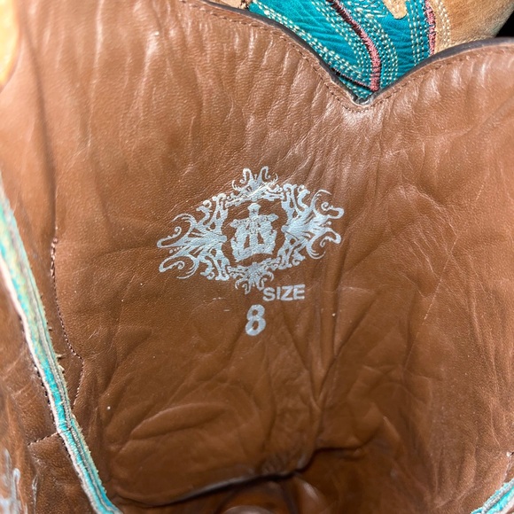 Square boots size 8 OBO - Picture 5 of 5